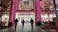 Victoria Wharf Shopping Center.