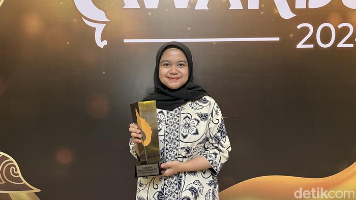 Vier Fathin Fauziah, pengurus Yayasan Rumah Pejuang Kanker Ambu