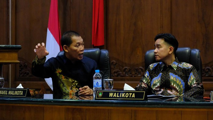 Rapat paripurna pengunduran diri Gibran Rakabuming Raka sebagai Walikota Kota Solo di Gedung DPRD Solo, Rabu (17/6/2024).