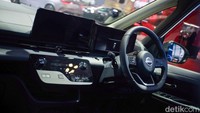 Mobil ini mengusung teknologi e-POWER generasi kedua.