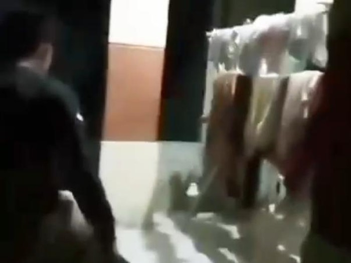 Oknum dosen berinisial T di Kabupaten Bone Bolango, Gorontalo, digerebek berbuat mesum bareng keponakannya sendiri inisial S (20).