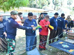 Bupati Fauzi Beri Pelatihan Wirausaha Bangun Kemandirian Ekonomi Santri