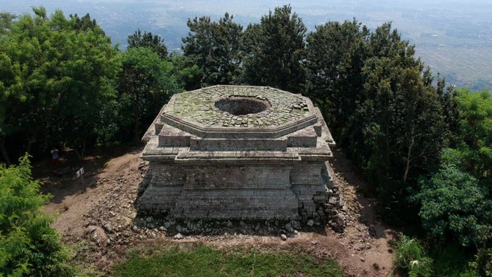 Candi Dadi Tulungagung