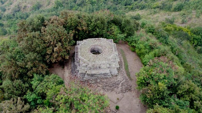 Candi Dadi Tulungagung