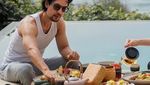 Edward Akbar Ternyata Doyan Ngopi dan Makan Steak