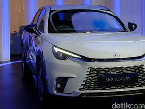 Kaum Mendang-mending Minggir Dulu, Segini Gaji Kalau Mau Beli Mobil Lexus