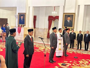 Jokowi Resmi Lantik 3 Wamen Baru: Thomas Djiwandono, Sudaryono & Yuliot