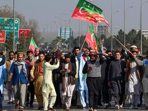 Kenapa Larangan terhadap Partai Imran Khan Berbahaya Bagi Pakistan?