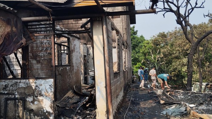 Dampak Devastasi Kebakaran: Kondisi Lapak di Pondok Pinang Pasca Bencana