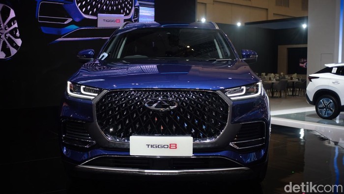 Chery Sales Indonesia (CSI) resmi meluncurkan Chery Tiggo 8 di Indonesia. SUV terbaru Chery ini diluncurkan di Gaikindo Indonesia International Auto Show (GIIAS) 2024.