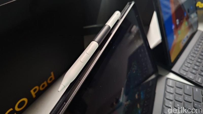 Poco Pad belum lama ini resmi rilis di Indonesia. Begini tampilannya dengan layar besar dan spek memukau, yang bisa dipakai untuk berkreasi dan bermain game.