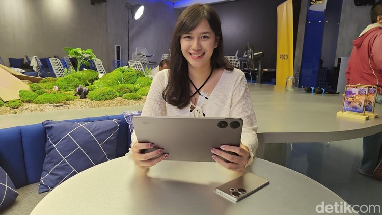 Melihat Lebih Dekat Poco Pad, Tablet dengan Spek Memukau Poco Pad belum lama ini resmi rilis di Indonesia. Begini tampilannya dengan layar besar dan spek memukau, yang bisa dipakai untuk berkreasi dan bermain game.