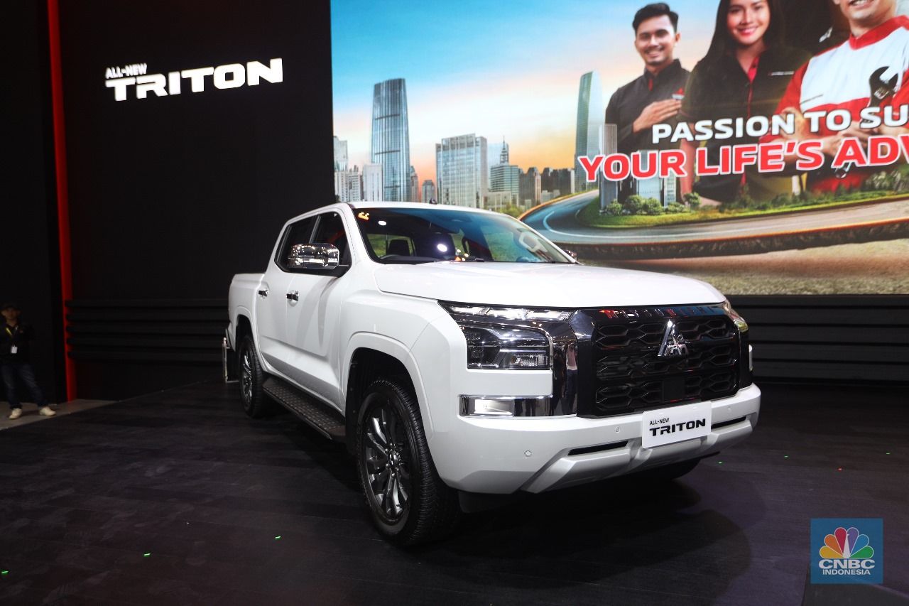 Mitsubishi memperbarui mobil Pajero Sport pada ajang Gaikindo Indonesia International Auto Show (GIIAS) 2024. (CNBC Indonesia/Ferry Sandi)