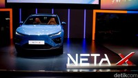 PT Neta Auto Indonesia (NAI) meluncurkan Neta X di pameran Gaikindo Indonesia International Auto Show atau GIIAS 2024 di ICE BSD City, Tangerang. Mobil listrik tersebut menjadi produk ketiga pabrikan asal Chija tersebut setelah Neta V dan Neta V-II yang dipasarkan di Tanah Air.  