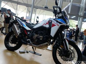 Moge Honda Rp 600 Jutaan dan EM1 e: Ramaikan GIIAS 2024