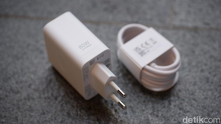 Oppo Reno 12 5G Oppo Reno 12 5G