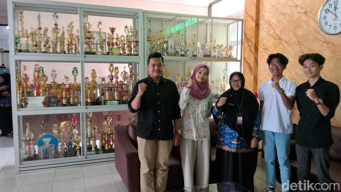 Pelajar SMAN 1 Waru yang berhasil lolos PTN