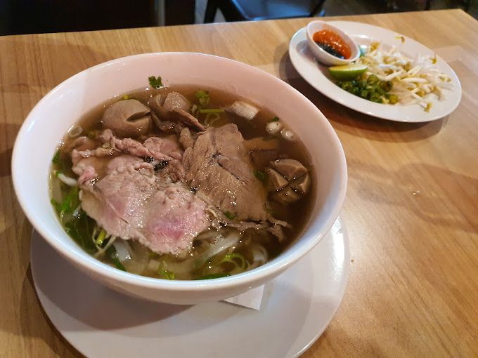 Pho enak di Jakarta