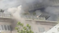 Dilansir AFP, Kamis (18/7/2024), kebakaran pusat perbelanjaan yang terletak di barat daya China itu terjadi sekitar pukul 18.10 waktu setempat. Berdasarkan keterangan Dinas Pemadaman setempat, operasi penyelamatan berakhir sekitar pukul 03.00 pada hari Kamis (Rabu 19.00 GMT).
