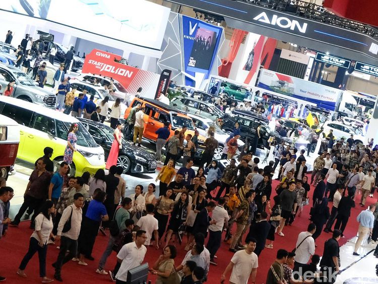 Potret Suasana GIIAS 2024, Pameran Otomotif Terbesar di Dunia