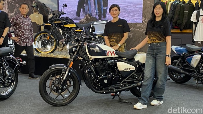 Royal Enfield Shotgun 650