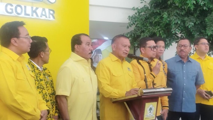 Sekjen Partai Golkar Lodewijk F Paulus