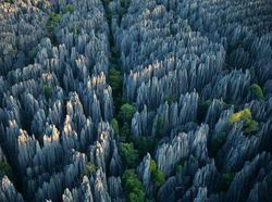 10 Tempat Misterius Namun Menawan di Bumi