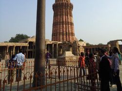 10 Tempat Misterius Namun Menawan di Bumi