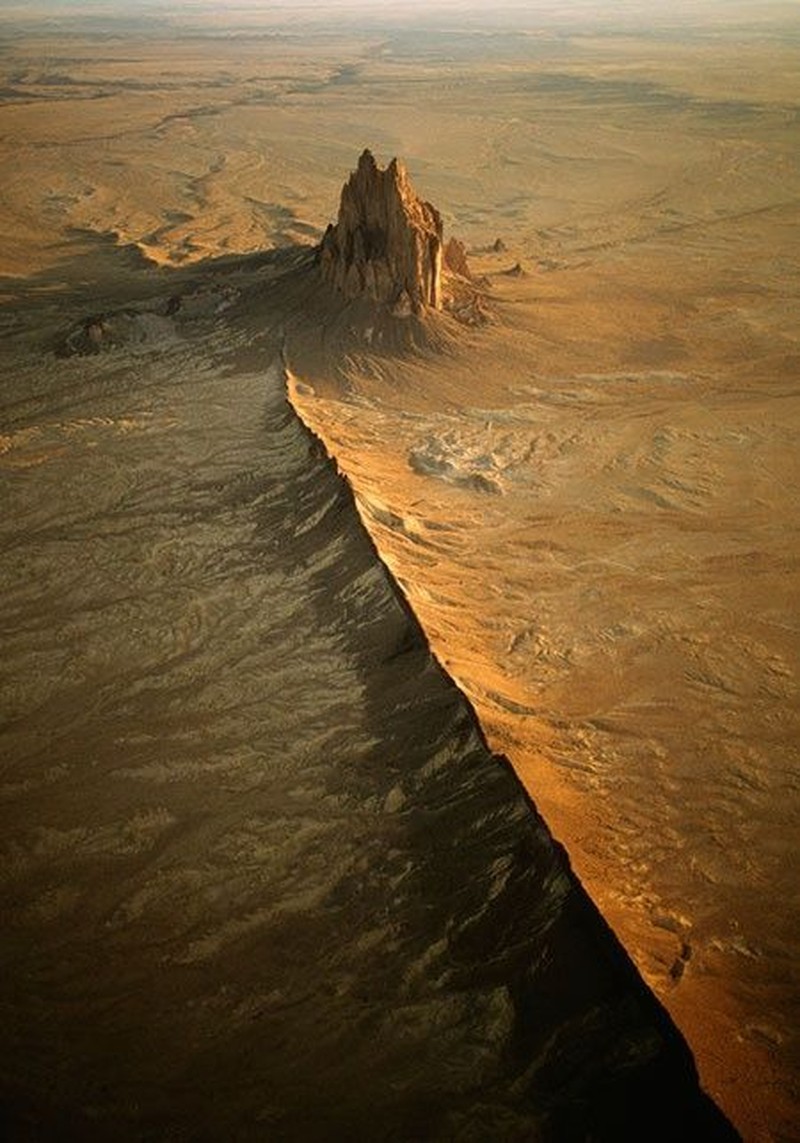 Tempat Misterius Namun Menawan