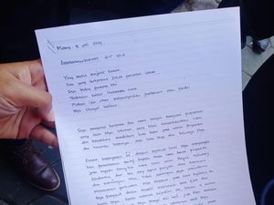 Tangis Maaf Penganiaya Anak Selebgram Aghnia Punjabi Warnai Sidang Pleidoi