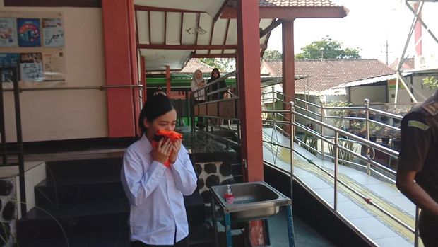 Terdakwa penganiaya anak selebgram Aghnia Punjabi.