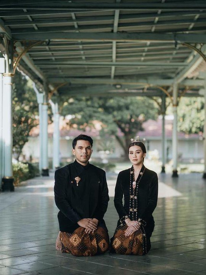 Thariq dan Aaliyah Massaid Thariq dan Aaliyah Massaid