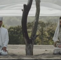 Penampilan Aaliyah Massaid juga tak kalah menawan dalam balutan busana Koto Gadang. Putri Reza Artamevia itu tampil cantik jadi gadis Minang. Foto: Instagram/@thariqhalilintar