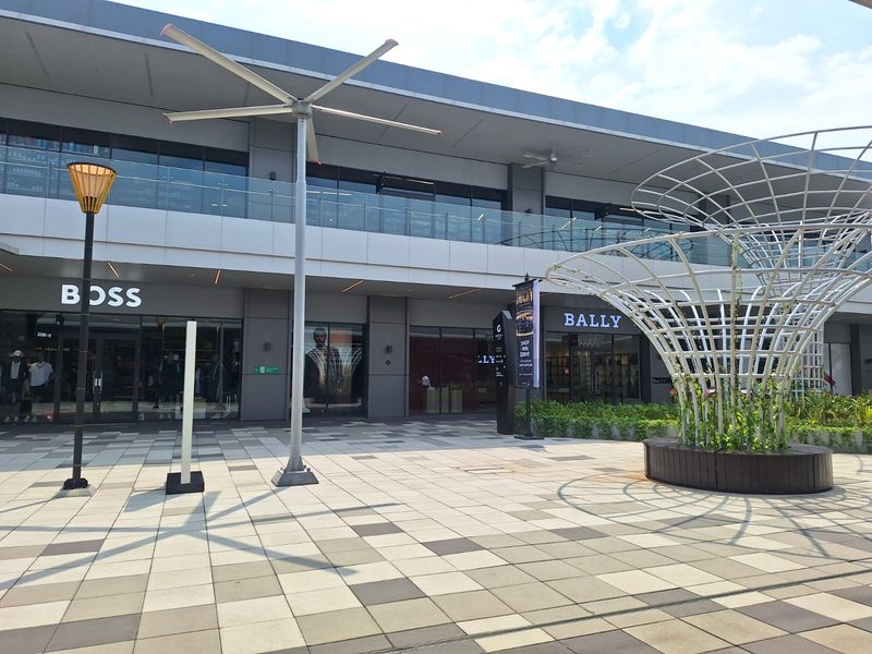 The Grand Outlet East Jakarta - Karawang