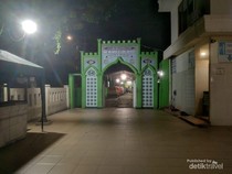 Malam-malam Berziarah ke Makam Habib Kuncung, Tenang dan Syahdu