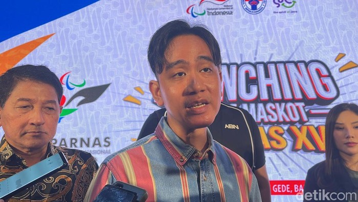 Wakil Presiden terpilih Gibran Rakabuming Raka ditemui di Balai Kota Solo, Kamis (18/7/2024).