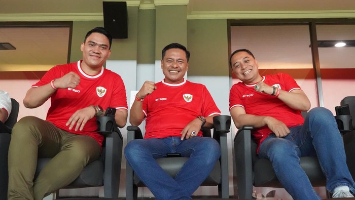 Walkot Eri Kompak Nobar Timnas di Piala AFF U-19 Bareng Ketua Golkar dan Gerindra Surabaya
