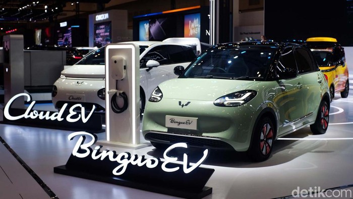 Wuling Luncurkan BinguoEV Edisi Khusus, Begini Wujudnya Wuling meluncurkan BinguoEV edisi khusus di GIIAS 2024. Peluncuran ini menandai ulang tahun yang ke-7 di Indonesia.