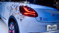 Mobil ini ditawarkan dengan jumlah terbatas. Wuling hanya menawarkan BinguoEV edisi khusus ini sebanyak 1.000 unit.  