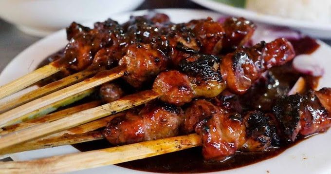 5 Tempat Makan Sate Ayam dengan Rating Tinggi di Jakarta