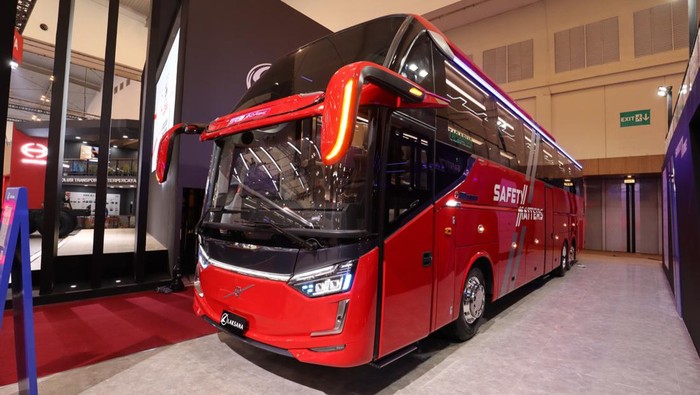 Bus Laksana SR3 Neo meluncur di GIIAS 2024