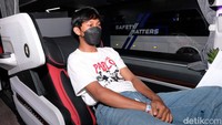 Kini penggunaan warna interior lebih modern dari seri sebelumnya.