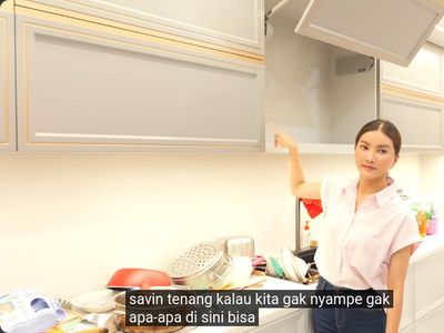 Sarwendah Pamer Rumah Baru, Ini Potret Dapurnya yang Minimalis