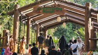 Gerbang tiket Enchanting Forest.