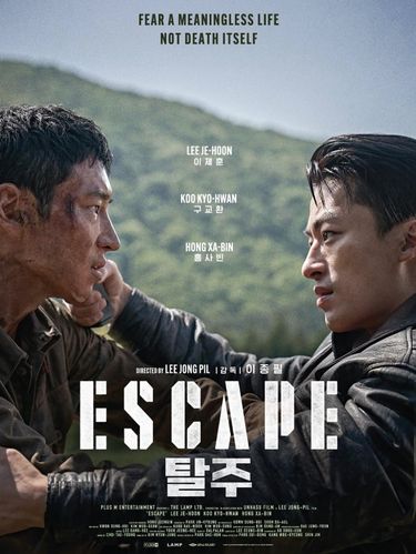 Cuplikan adegan dalam film Escape (2024).