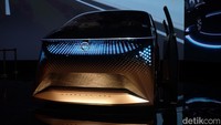 Nissan Hyper Tourer tampil dalam pameran Gaikindo Indonesia International Auto Show (GIIAS) 2024 di ICE BSD City, Tangerang.   