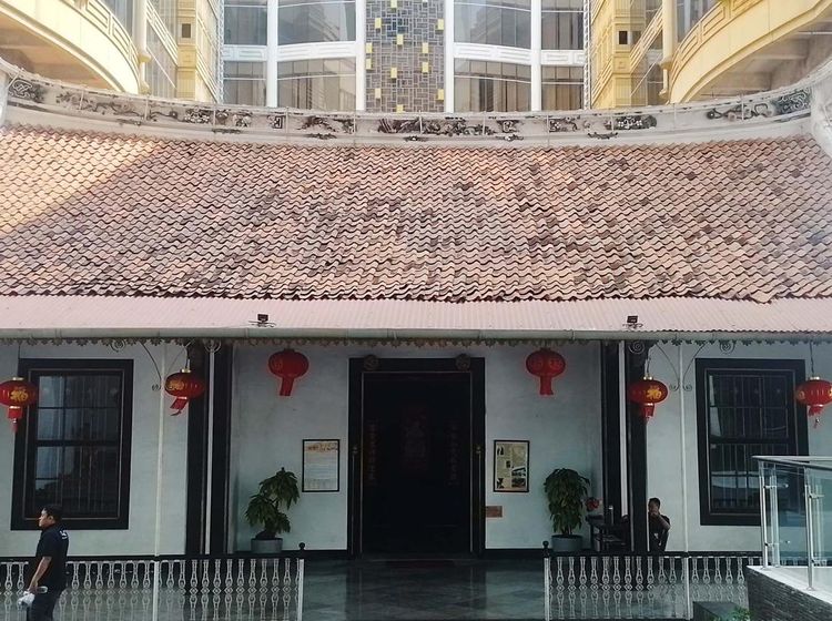 Potret Gedung Candra Naya yang Diapit Pencakar Langit Jakarta