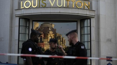 Polisi Paris Ditikam Saat Kondisi Siaga Keamanan Jelang Olimpiade
