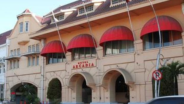 Horison Arcadia Surabaya .