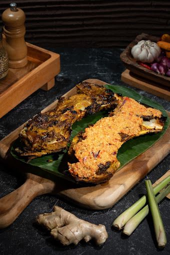 Huahh! Rahang Tuna Pedas Nampol Ada di 5 Restoran Manado Ini